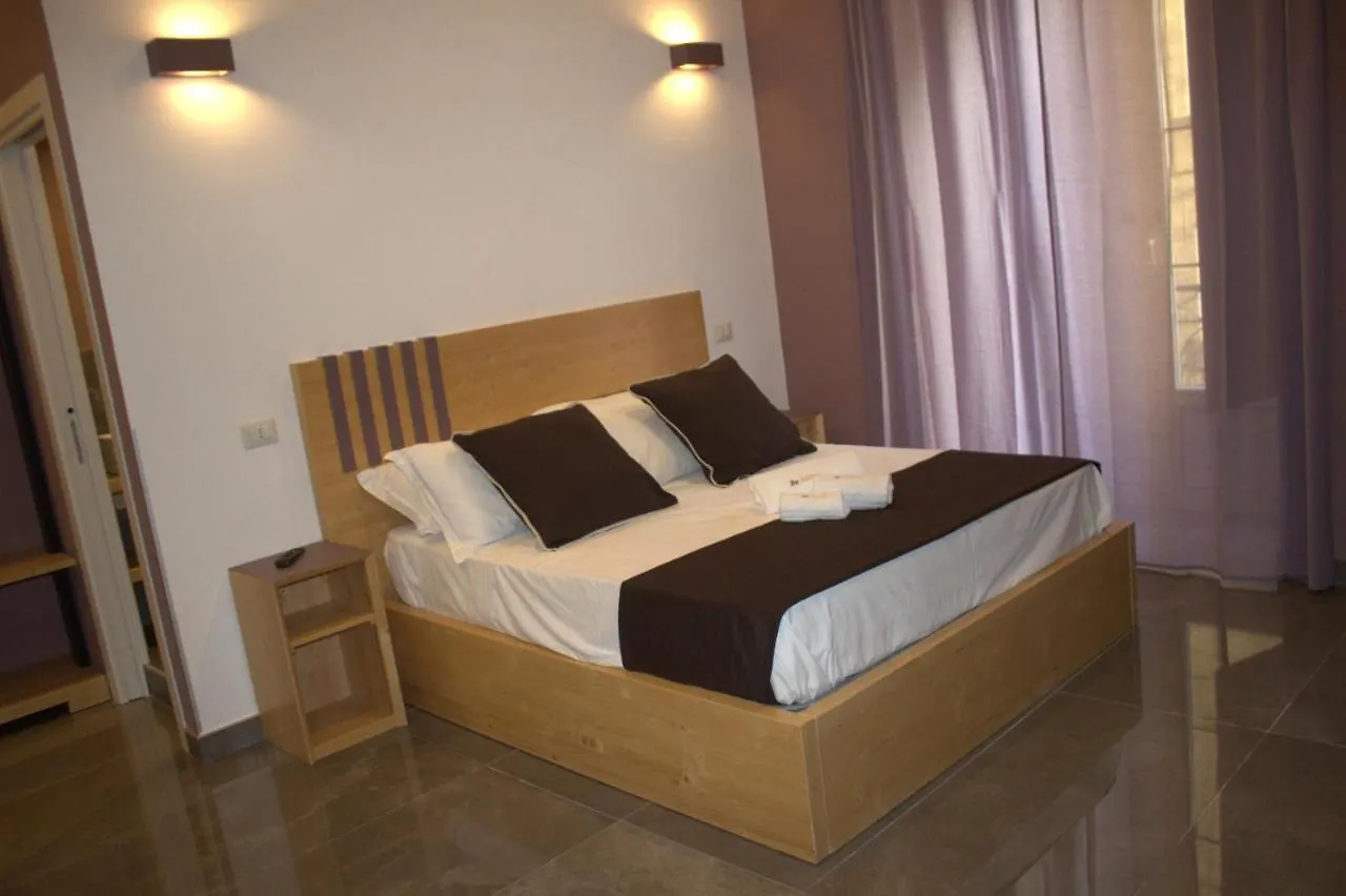 Be Italian Room Bovio 23 Naples Guest house