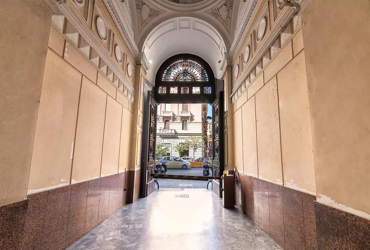 Be Italian Room Bovio 23 Naples Guest house