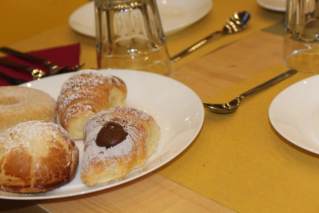 Be Italian Room Bovio 23 Neapol Pensjonat