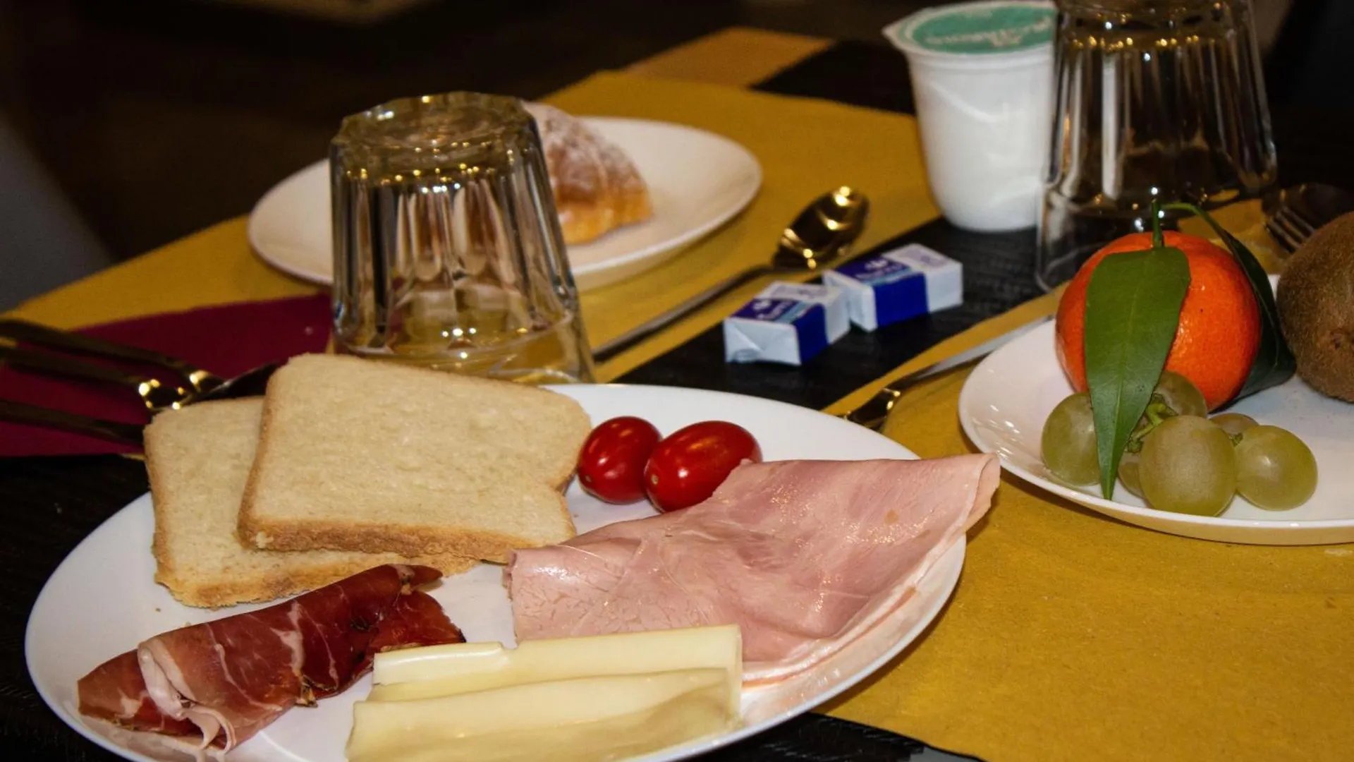 Be Italian Room Bovio 23 Neapol Pensjonat