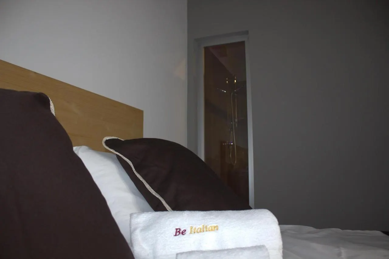 Be Italian Room Bovio 23 Naples