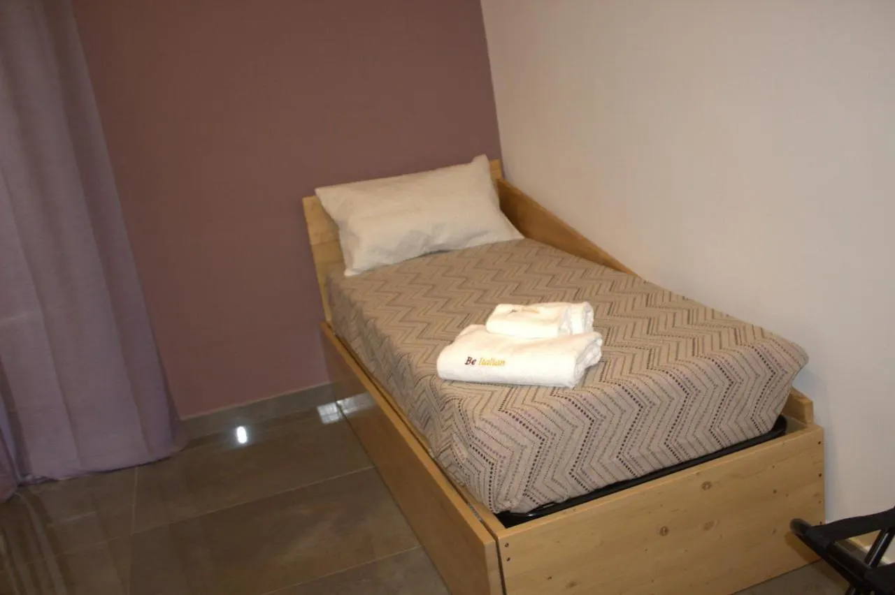 Be Italian Room Bovio 23 Naples Guest house